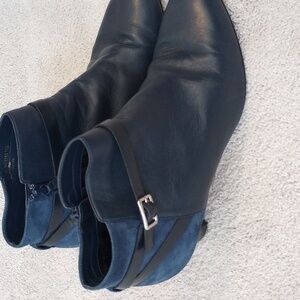 Cole Haan Leather And suede Ankle Boots